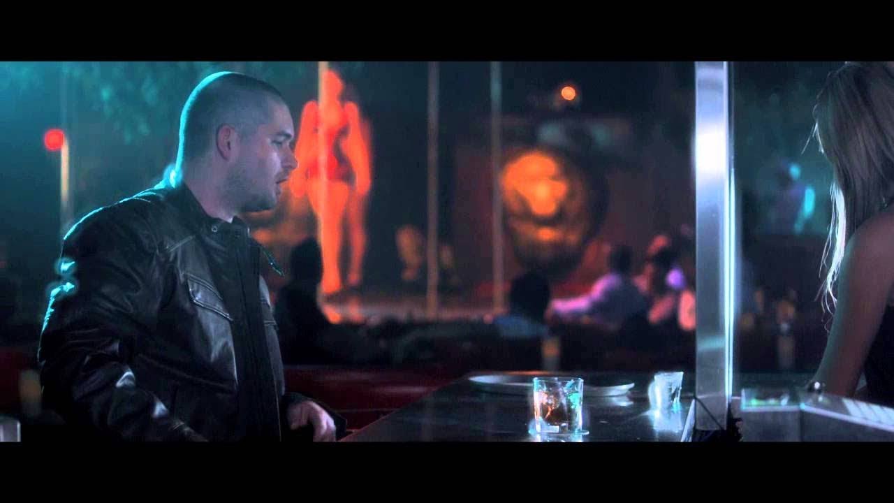 Manu Militari - Le bureau / Vidéoclip officiel