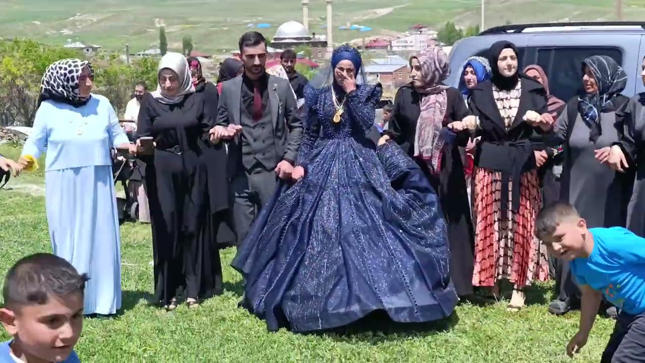Sarıkamış Armutlu aşiret düğünü pınar müzik eşliğinde  🌹05334520336 irtibat