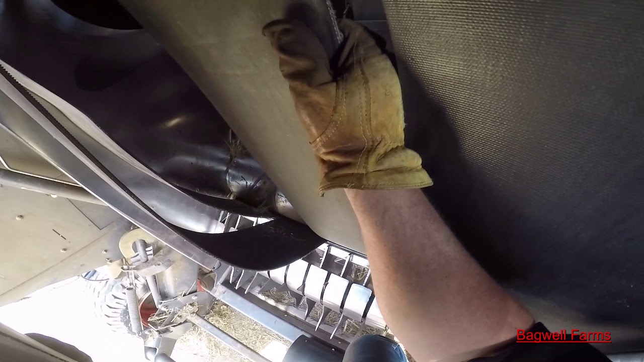 Changing the belts on the Claas baler