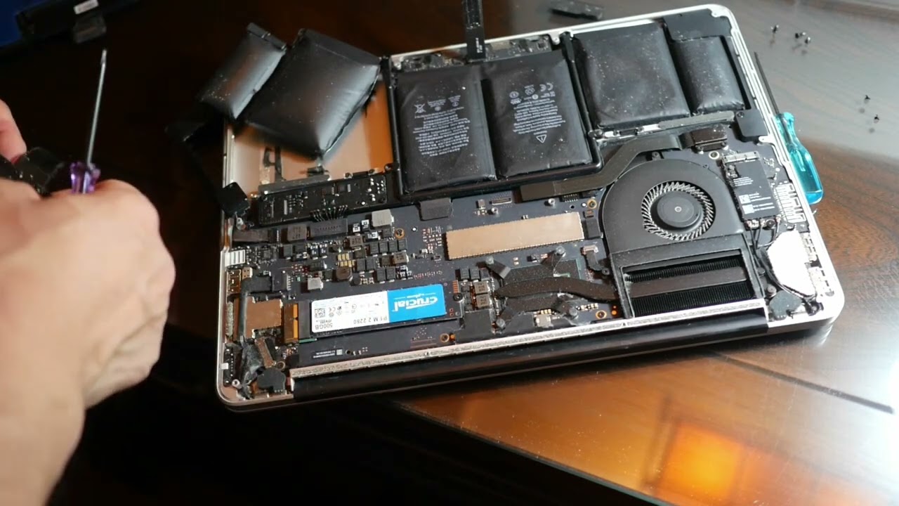 Replacing bad battery on MacBook Pro 2015 (A1502)
