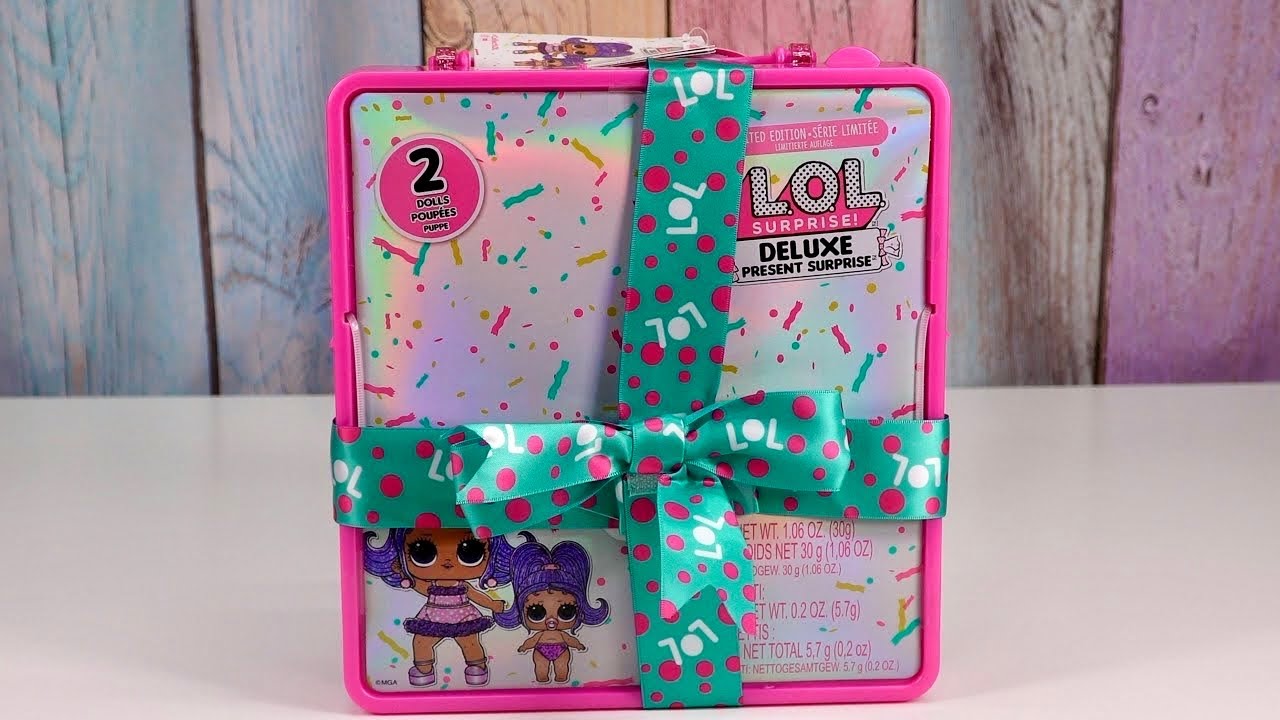 LOL Surprise Slumber Queen, Deluxe Present Surprise  Limited Edition