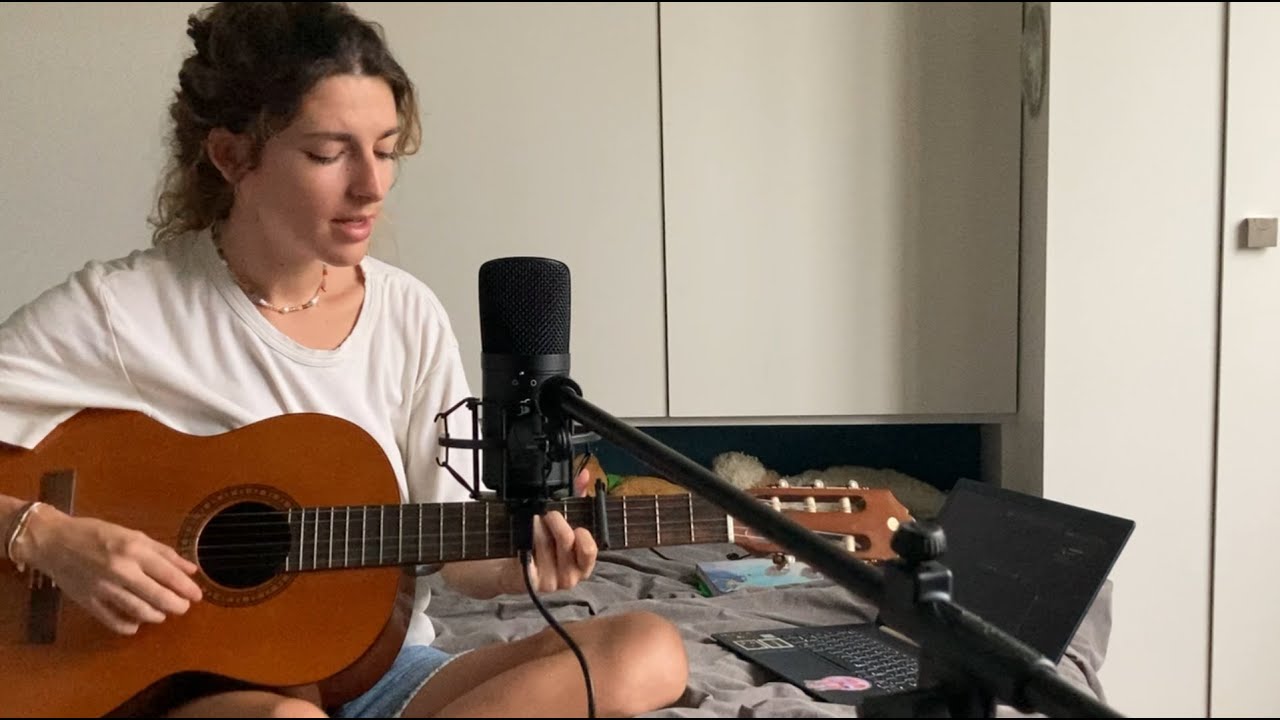 Notre dame - Paris Paloma Cover