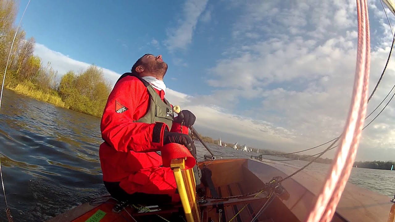 Streaker sailing Guy Fawkes pursuit 2012 pt1