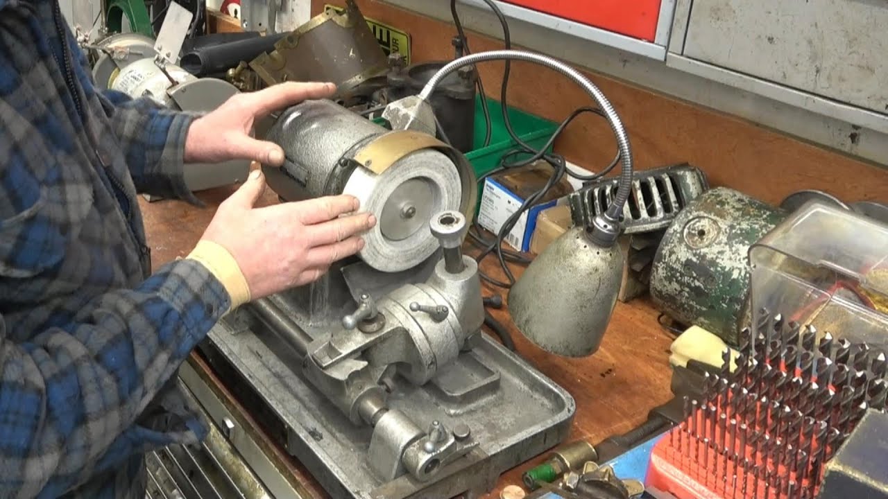 SNNC 583 P1. Tool & Cutter Grinder.