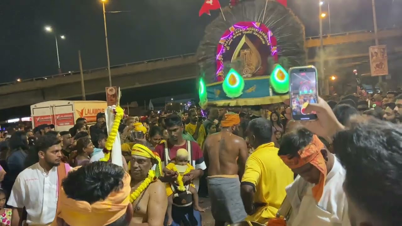 Batu Caves Thaipusam 2024 - Highlights