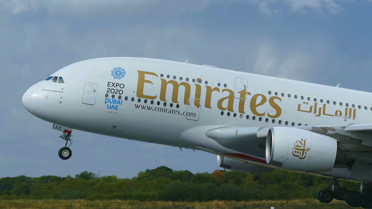 Heavy Takeoffs at Manchester Airport [4K]