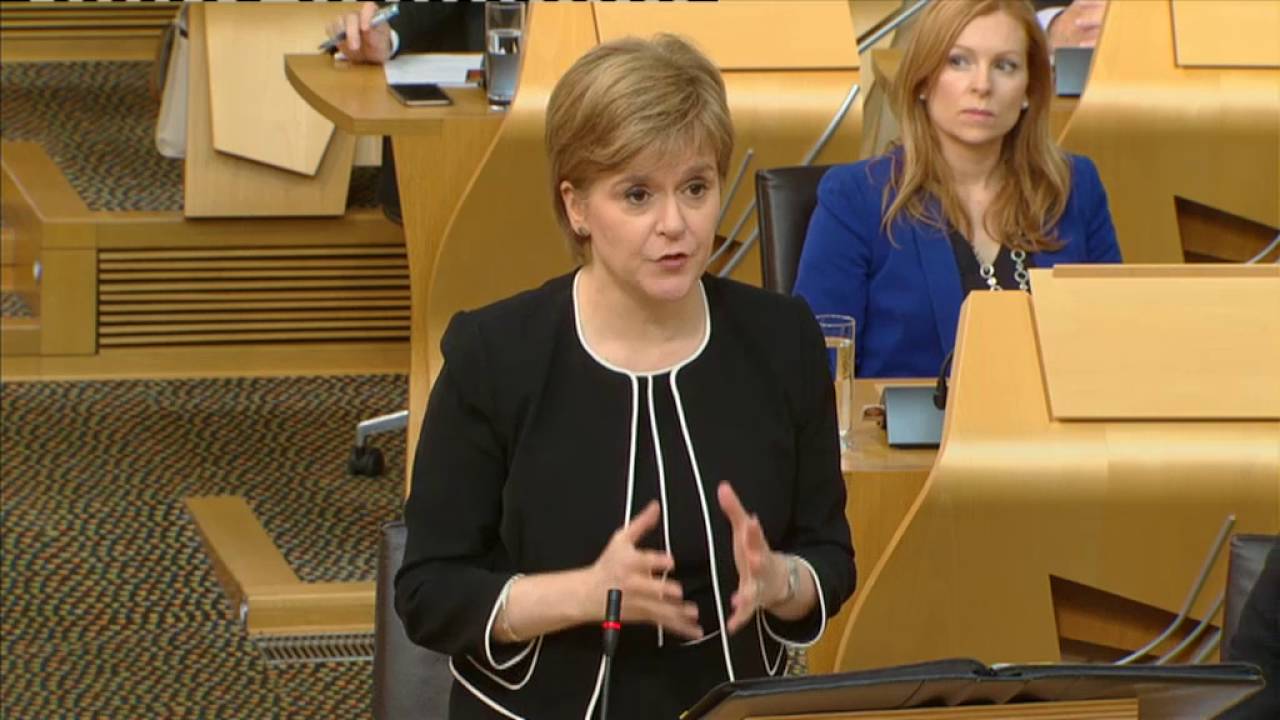 Christina McKelvie - FMQs 06/10/2016