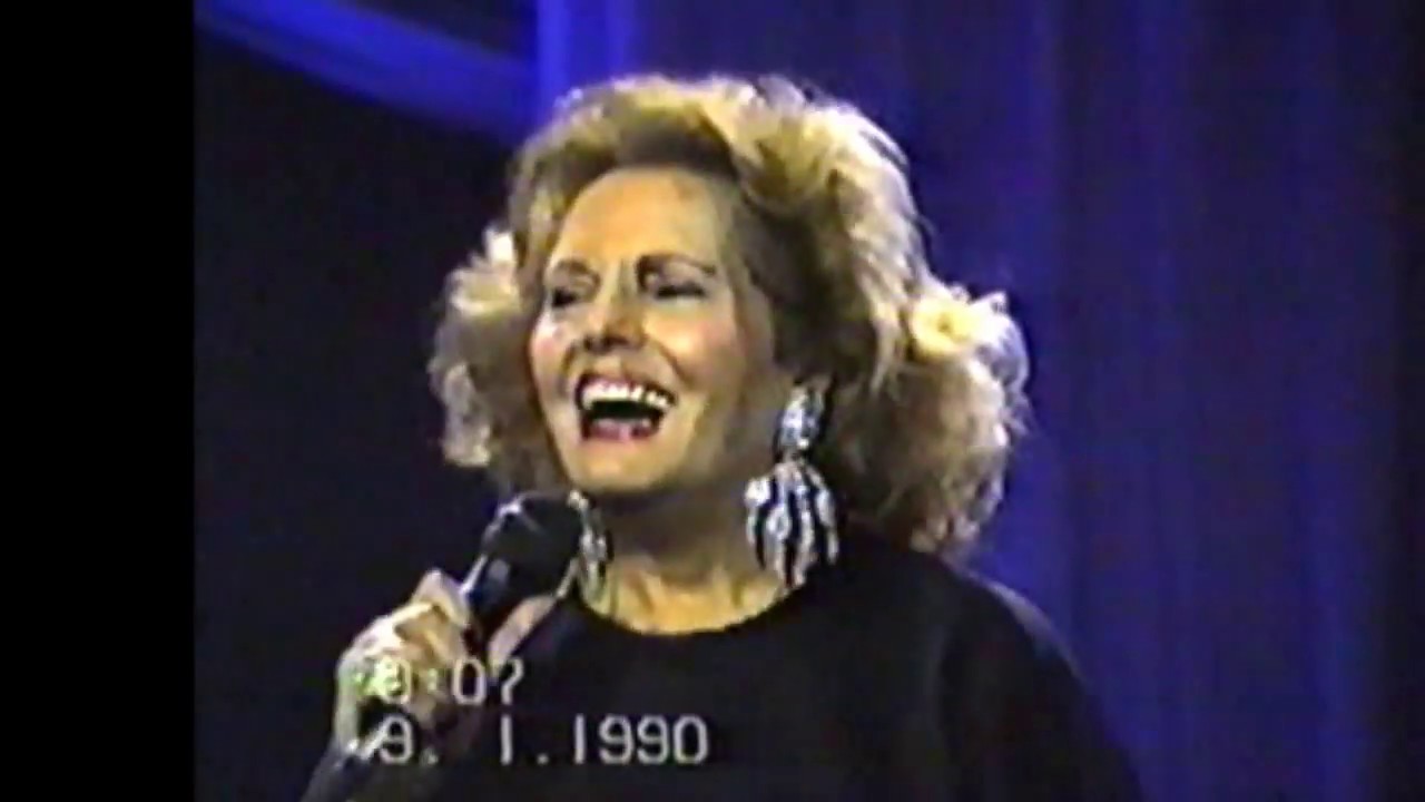 AMÁLIA Rodrigues - Noite de Santo António