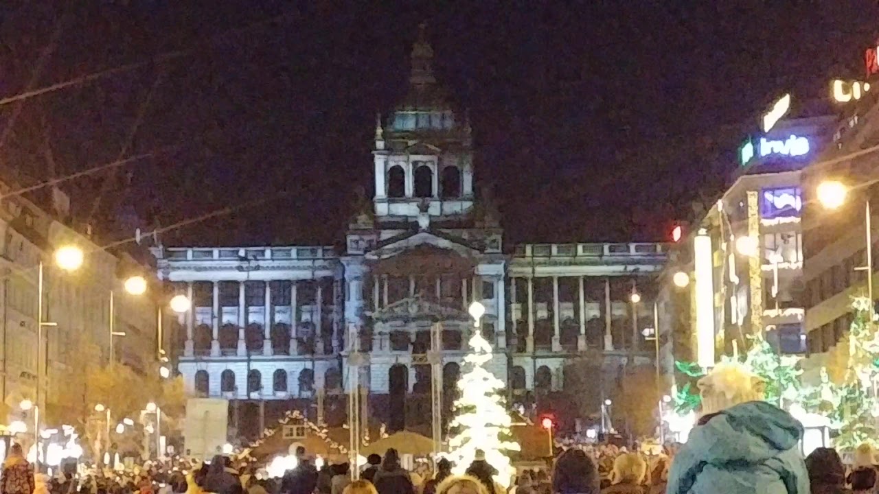 My jsme Praha - videomapping 2020 na budově Národního muzea