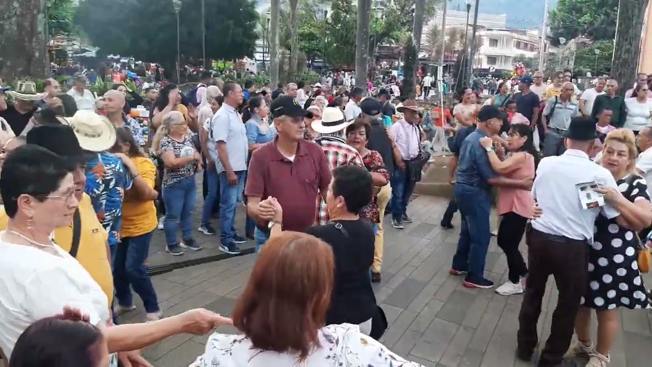 Los integrados parranderos. Varios temas 1. Febrero 17 2024.