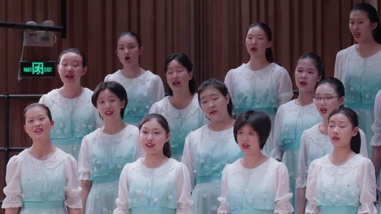 Saulīt’ Vēlu Vakarāi – 上海 · 黄浦春天少年合唱团官方
