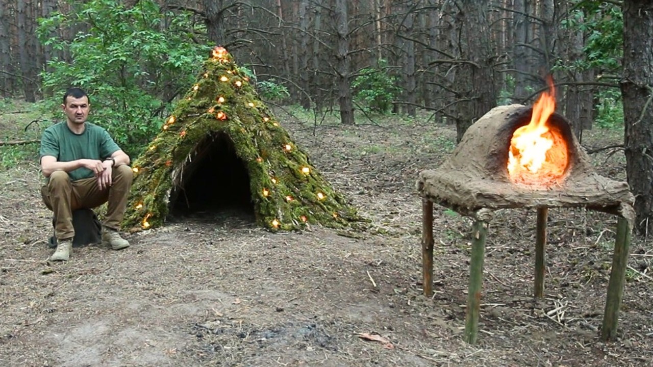 Bushcraft: Built a Clay Oven at My Moss Shelter and Made Pizza