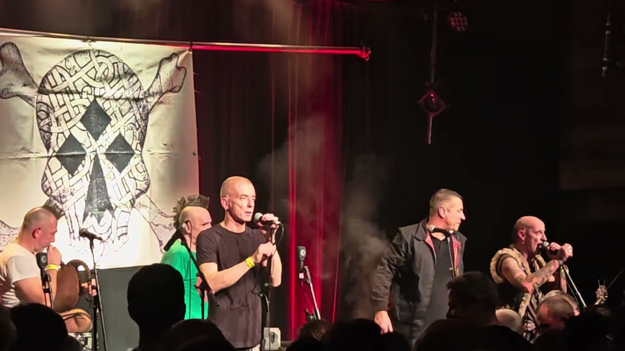 Les Ramoneurs de Menhirs - Police Oppression - Montreuil - 22/01/2026