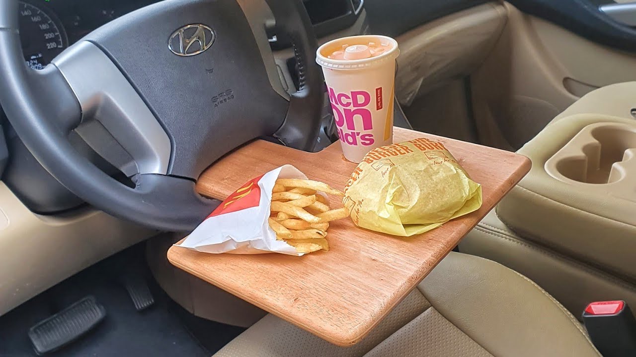 DIY: Wood Steering Wheel Table