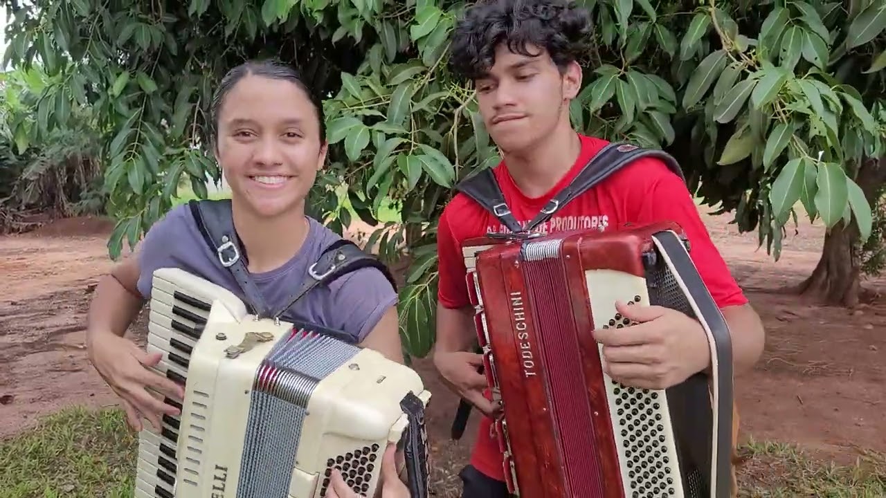 SELEÇÃO DE VANEIRAS (OS MIRINS) por MAYRA E MATHEUS