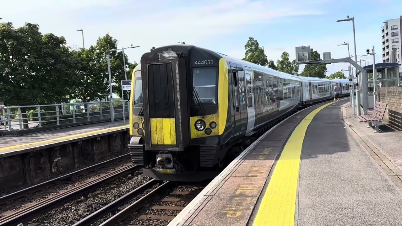 Poole Railway Station | Trains at and a tour of the station | 17/07/2024