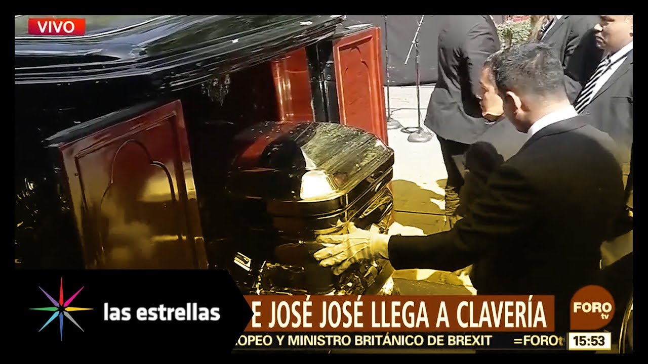 Reciben a José José con cantos y ovaciones en Clavería | Las Estrellas