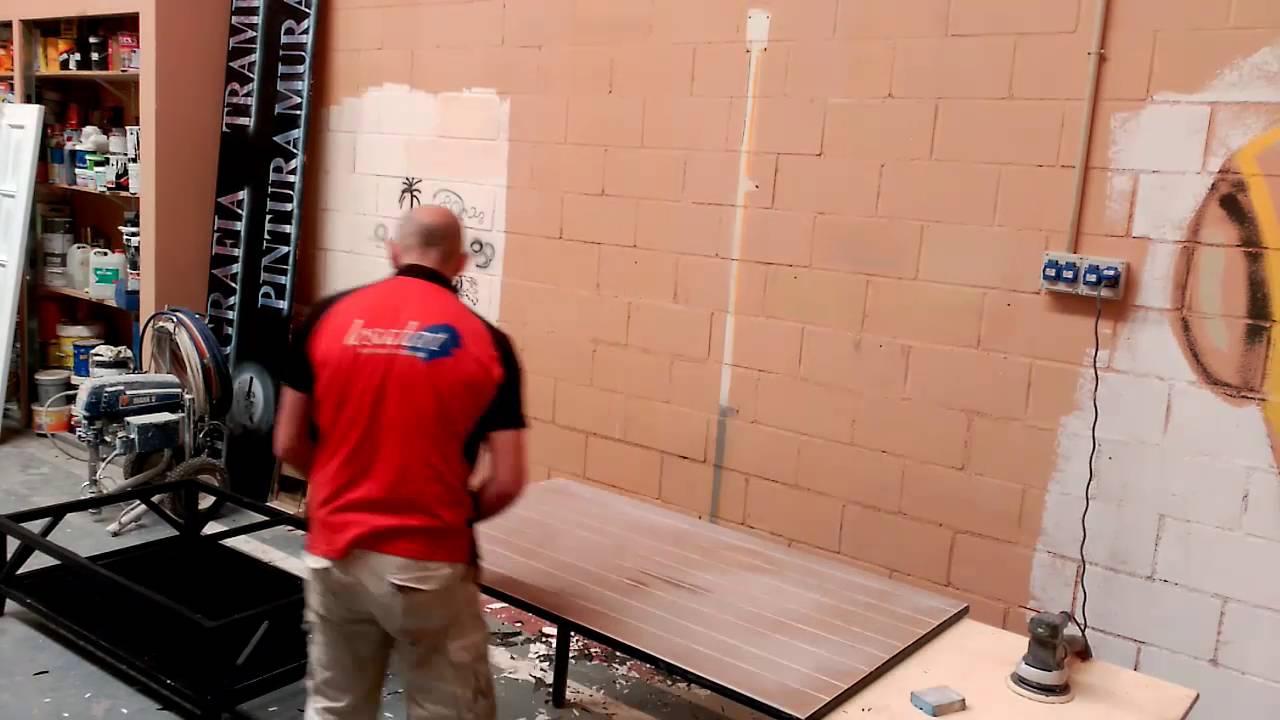 Lacado de mesa en negro