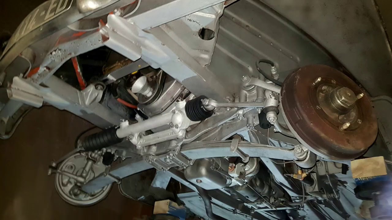 Peugeot 203 Unterboden entrosten. Nr 556 C