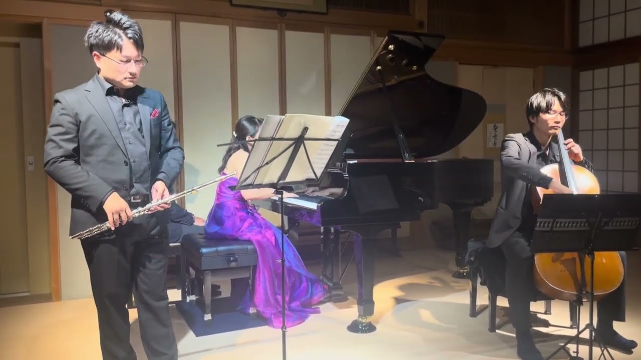Flower Crown (for Duet and Piano) [Naoya Wada] / フラワー･クラウン (二重奏とピアノのための) [和田直也]
