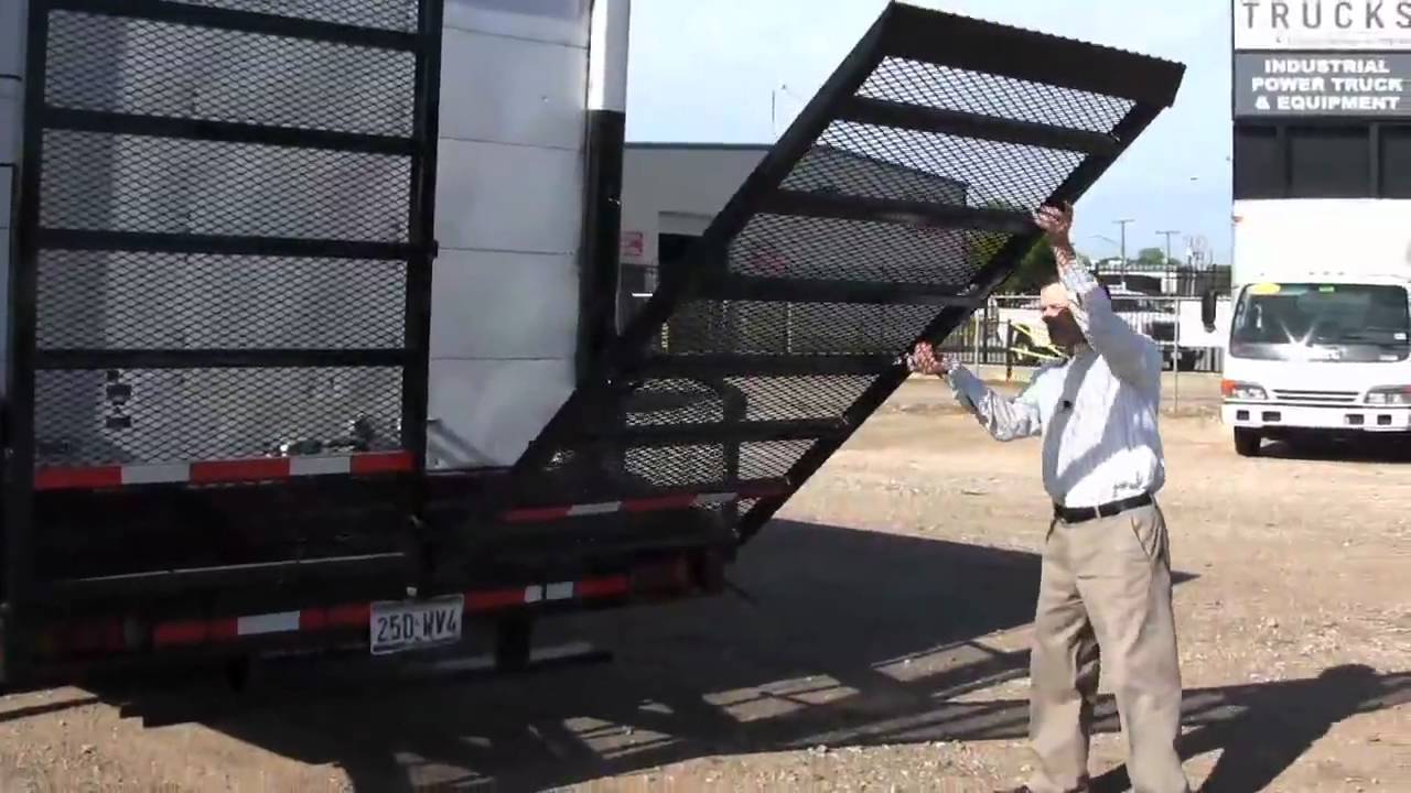 Landscape Truck: 16' Box & Custom Ramps!