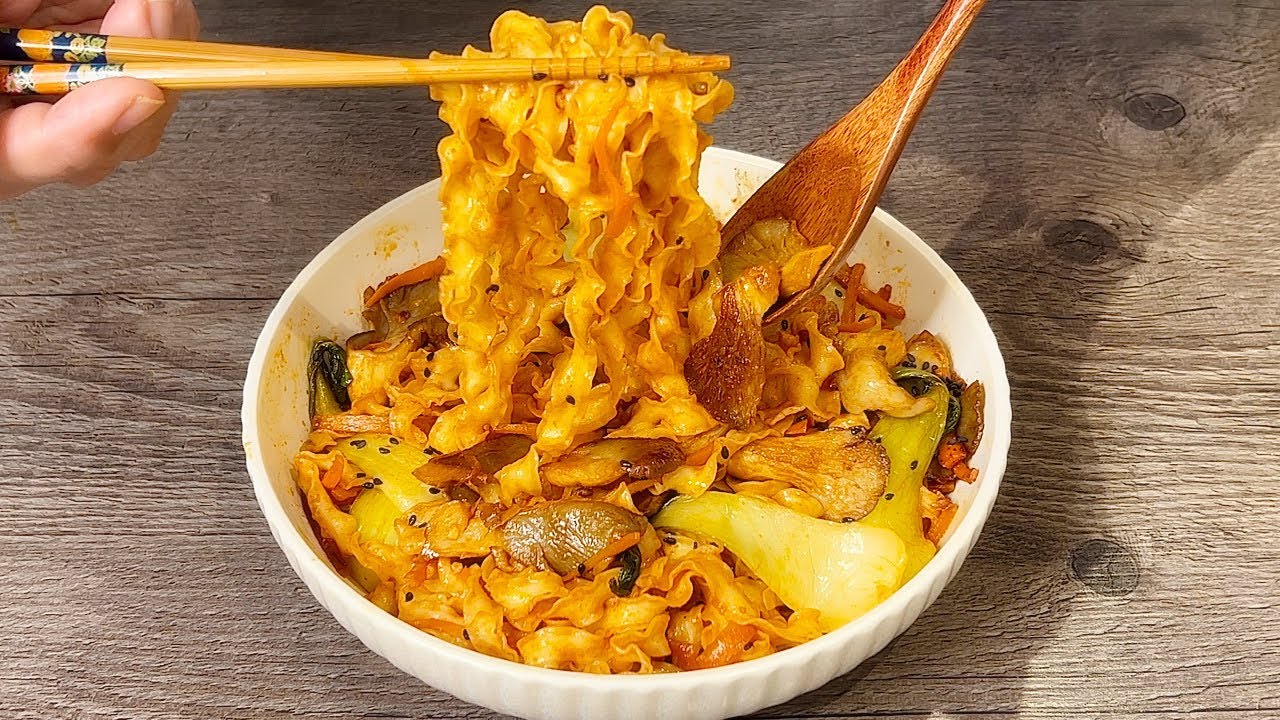 «Легкая корейская острая лапша» настолько вкусна, что вы пристраститесь к ней! ~Веган~