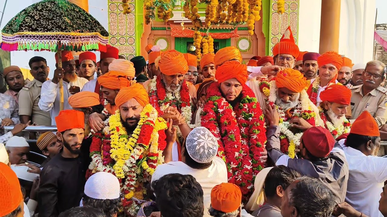 HAZRAT KHWAJA AMEEN DARGAH SANDAL SHARIF .. BIJAPUR EXPRESS
