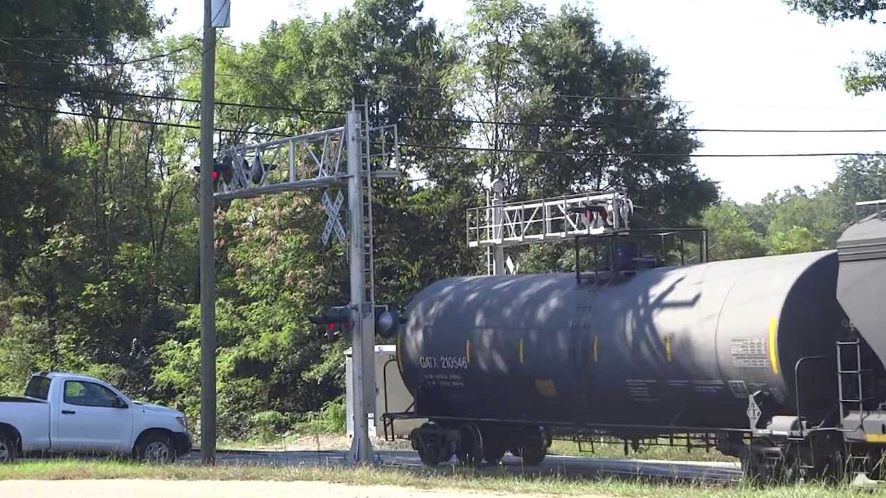 Pickens Railway (Shortline) a local mixed freight train @ a crossing / Anderson SC
