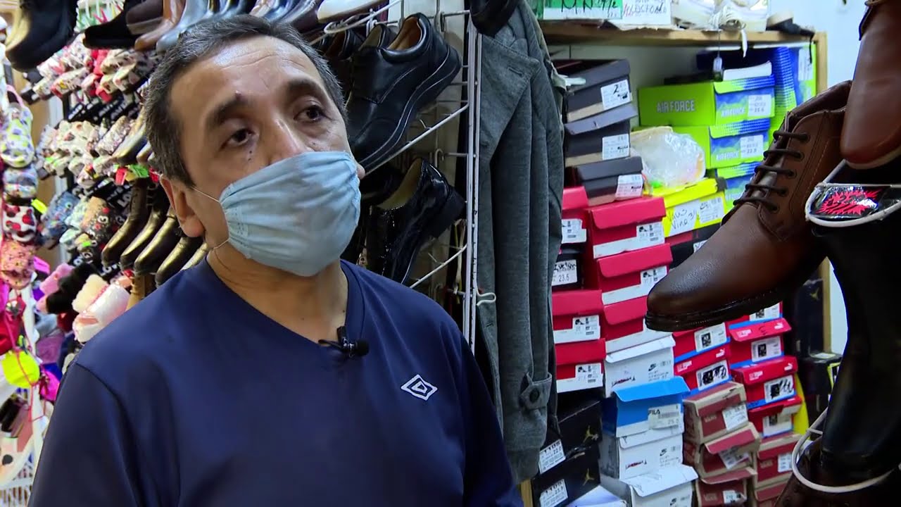 El mercado de zapatos más grande del mundo. Granaditas y quiere cenicientas para calzar sus pies.