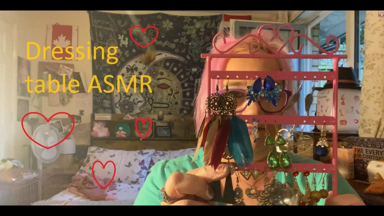 ASMR dressing table