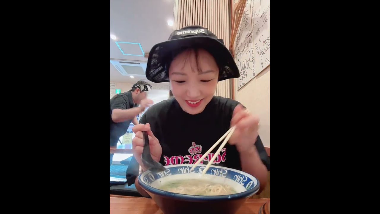 후쿠오카 혼자 여행 브이로그 | 먹고 마시다 여권 잃어버린 날