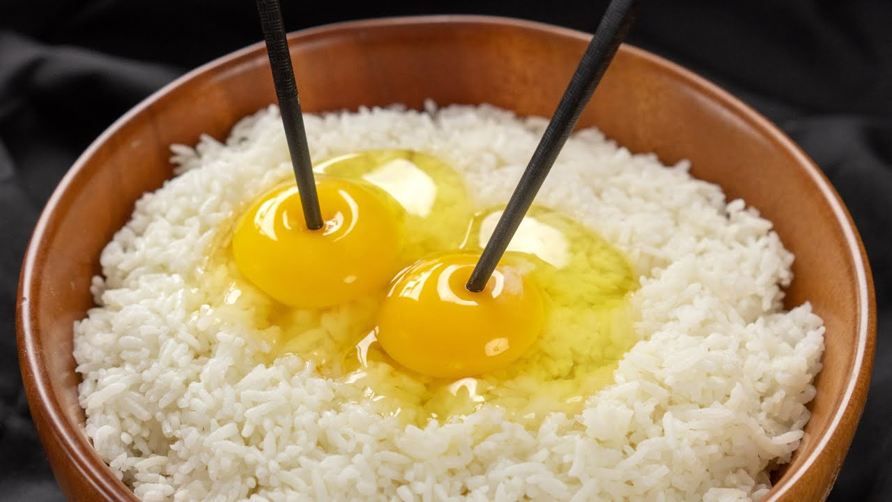 Cho trứng sống vào cơm trắng, Cơm Chiên Trứng đơn giản mà siêu ngon | Do Egg Fried Rice this way