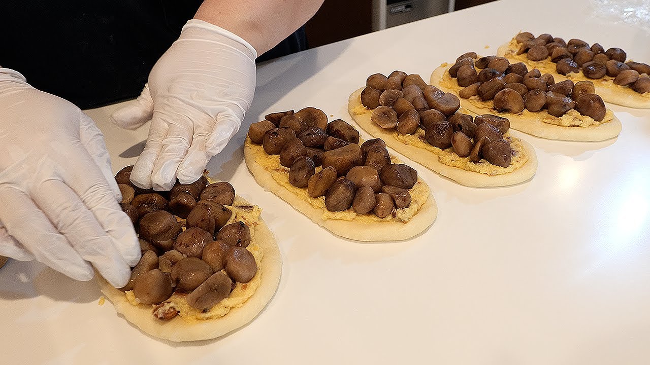 밤, 고구마가 가득 들어간 구황작물 베이커리 식빵 / chestnut, potato cheese bread making process - korean street food
