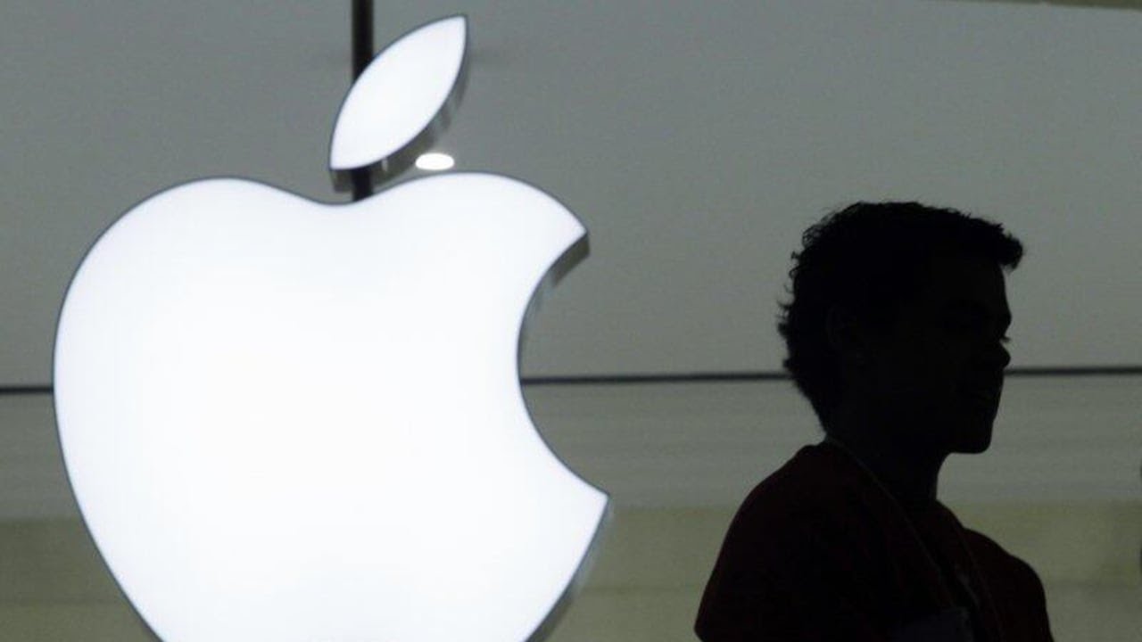 Apple представила новую версию Siri.