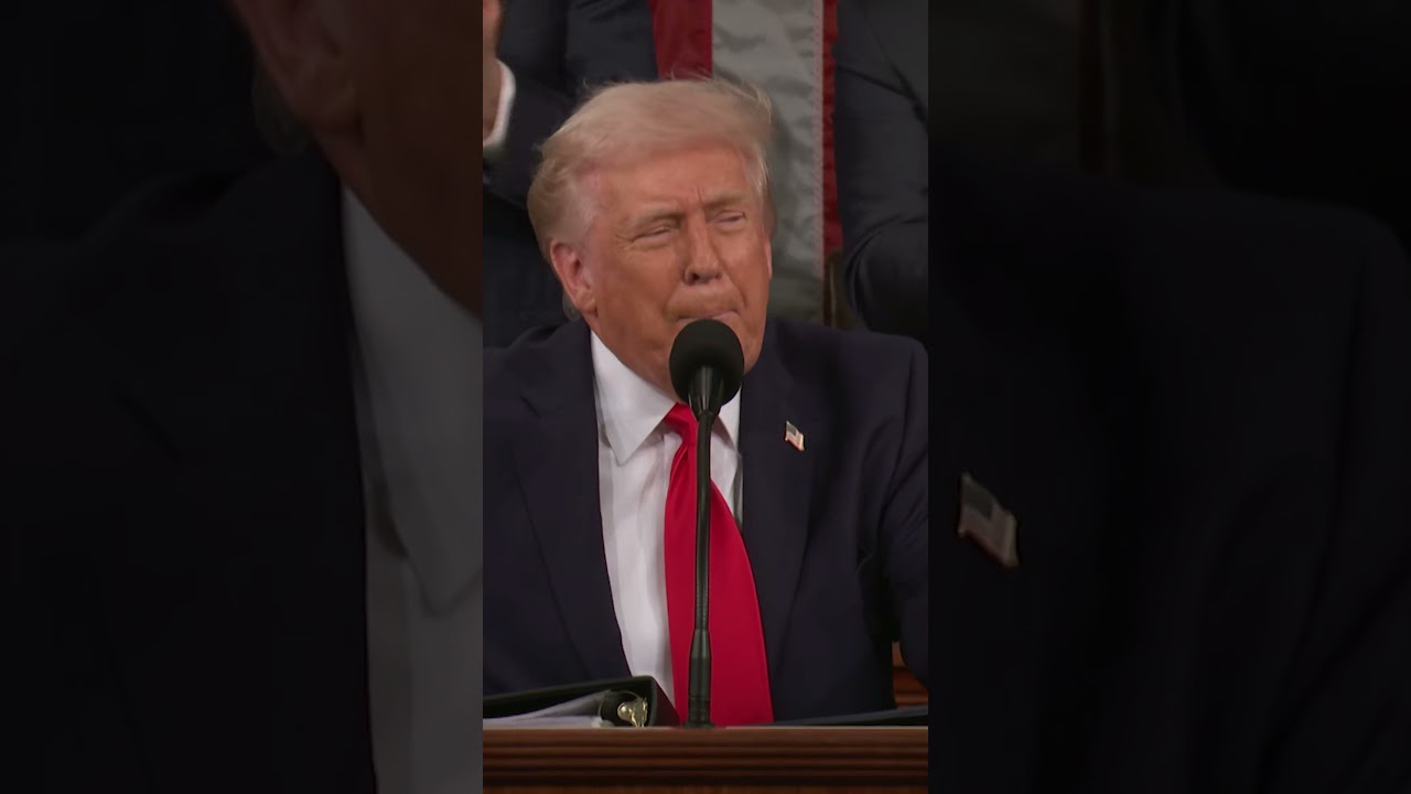 Trump introduces men&rsquo;s Olympic hockey team