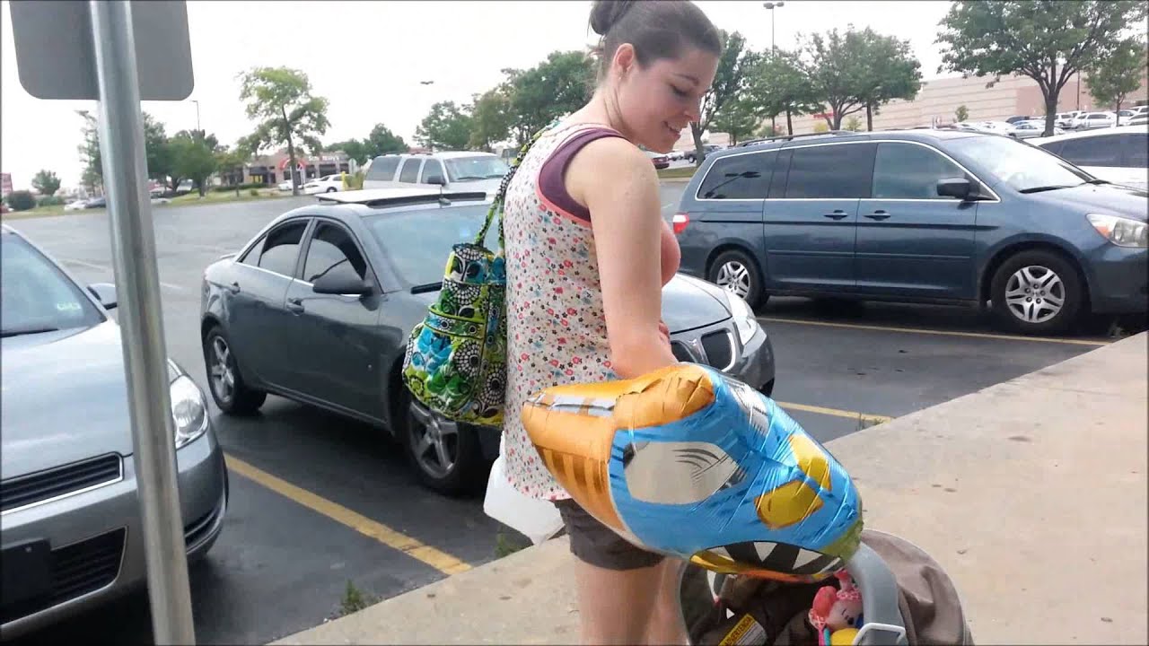 Силиконовая кукла Дакота получила воздушный шарик из магазина «Всё по доллару»!!