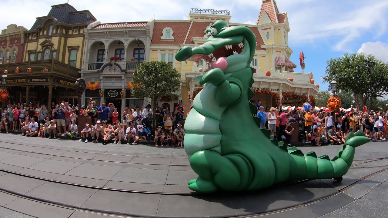 4K Disney World Magic Kingdom Festival of Fantasy Parade 2019
