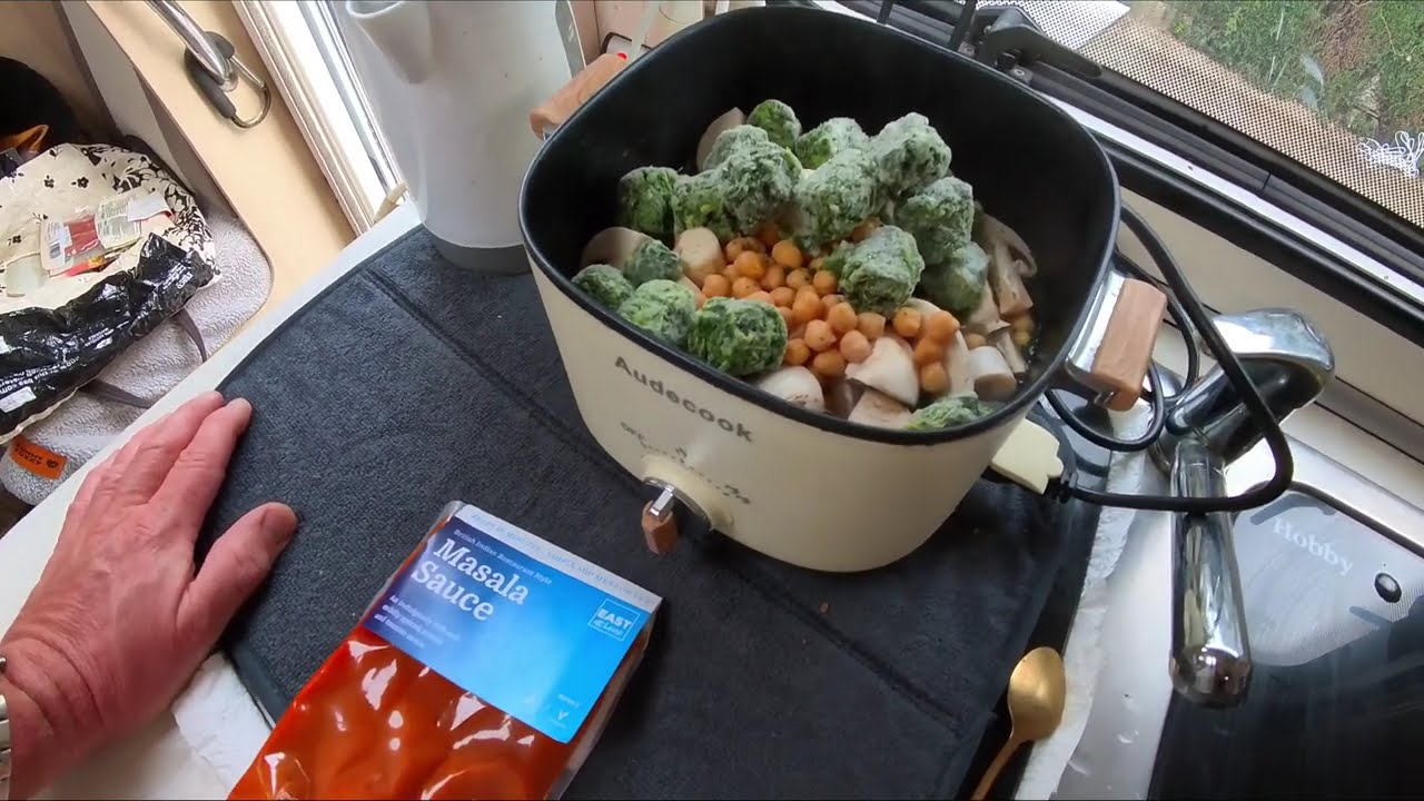 East at Home curry sauce in my vanlife Amazon cookpot