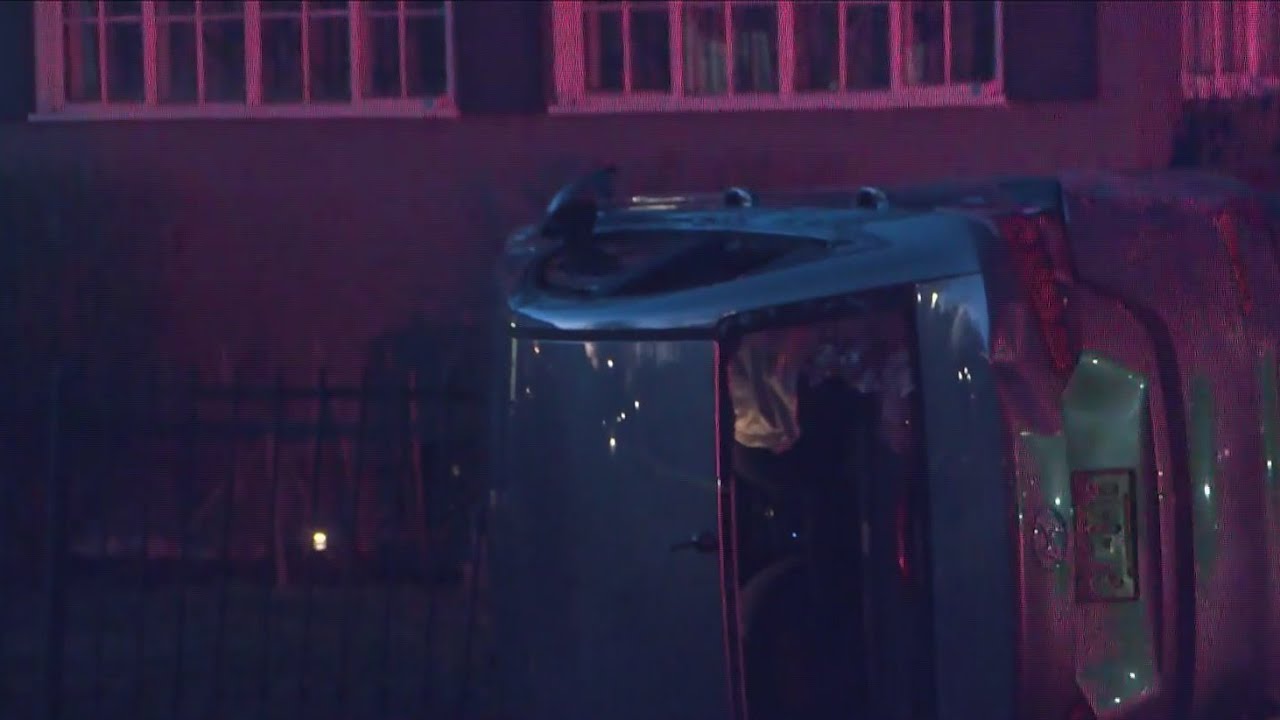 Officer, 15 year-old suspect injured during pursuit that ends in crash