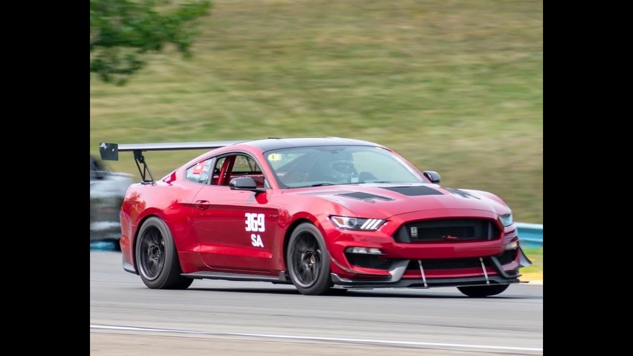 New Jersey Motorsports Park, Lightning 1:10.69 in a Mustang GT350.
