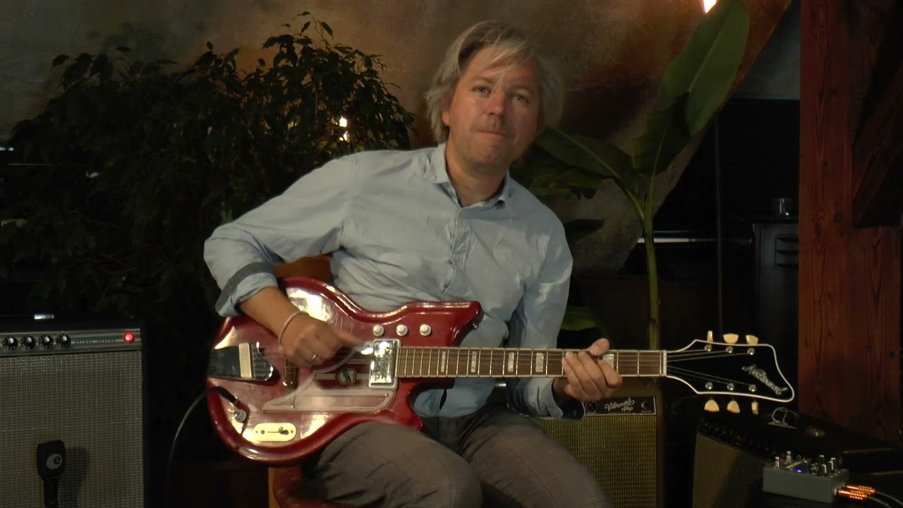 National Westwood 75 guitar from 1964 presented by Vintage Guitar Oldenburg and Tobias Hoffmann.