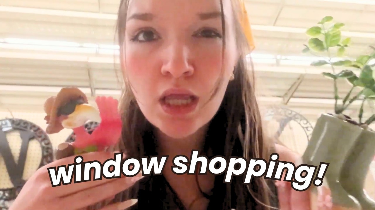 WINDOW SHOPPING 🎀 FINDING THE PERFECT GIFT