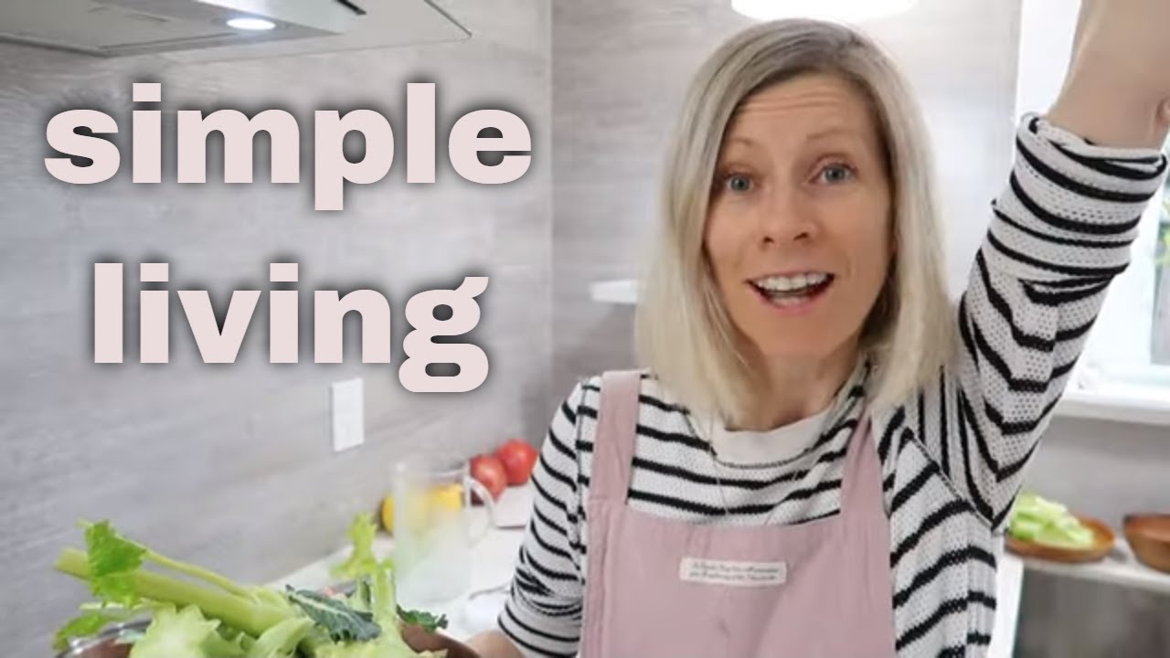 Fun Minimalist Home - food preparing and hip hop dance