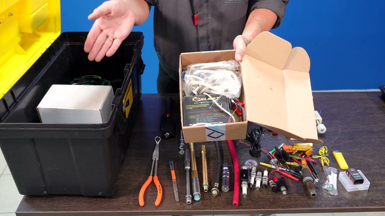 ЯЩИК С МОТОР-ТЕСТЕРОМ ДЛЯ ДИАГНОСТИКИ АВТО НА "ВЫЕЗДЕ"