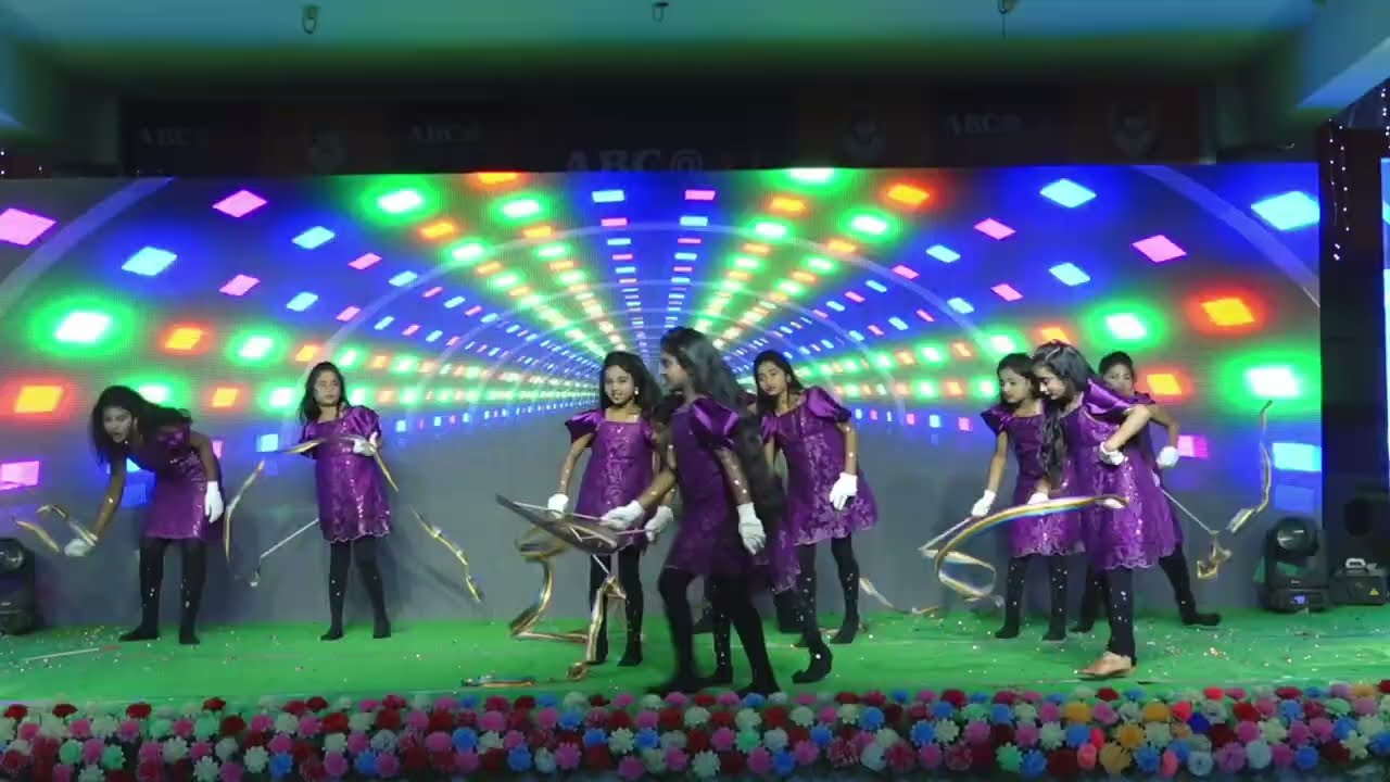 Girls Like to Swing | ABC @ 44 | Dance Performance