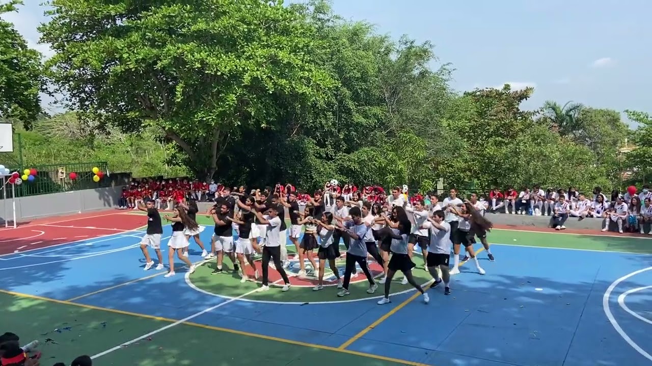 Baile Juegos Intercursos Seniors 2022