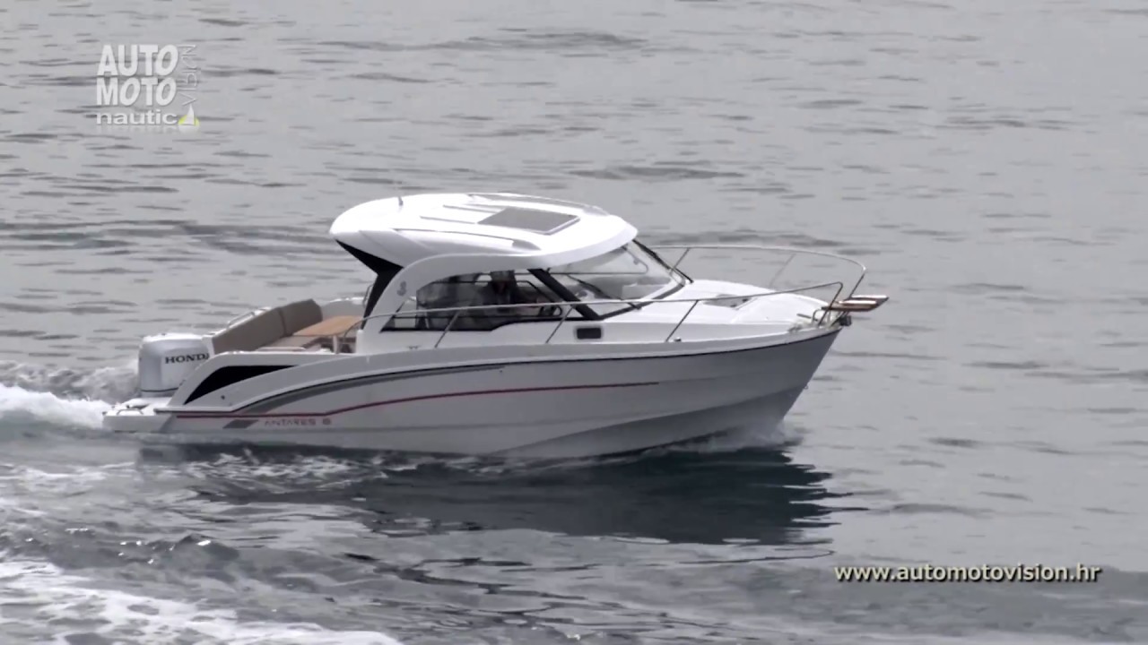 Beneteau Antares 8
