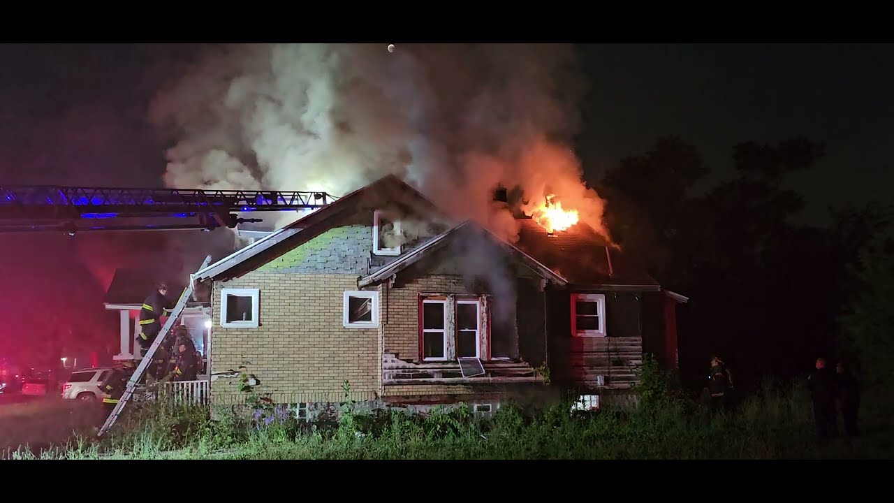 Detroit FD Box Alarm - 14389 Marlowe