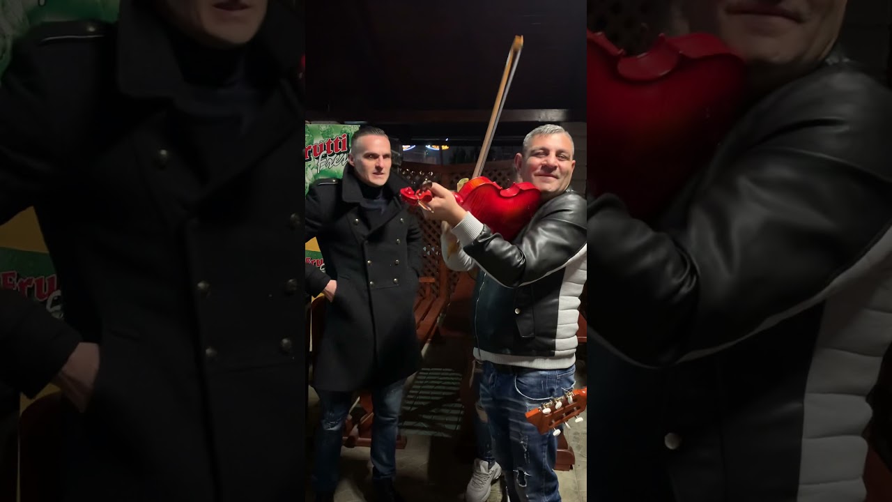 Leo Bud🎻  cu Pâca