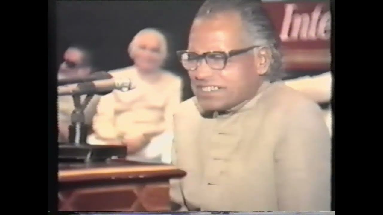 Jashan - E - Majrooh  Sultanpuri 4/4